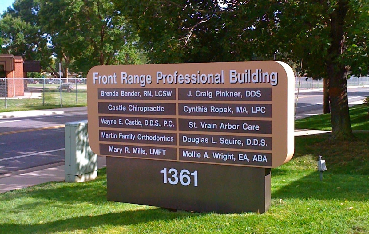 monument-sign-longmont-colorado monument-sign-longmont-colorado