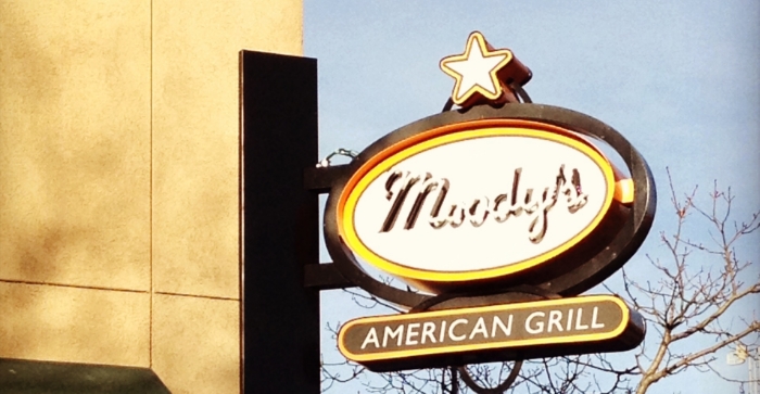 custom projecting blade signs greeley 
