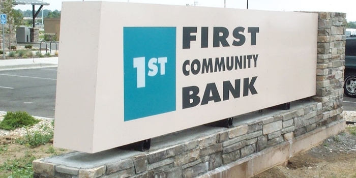 First_Community_Bank_Illuminated_Monument_Sign-colorado-springs