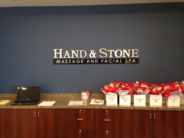 Hand-and-Stone-Interior-Sign-Arvada