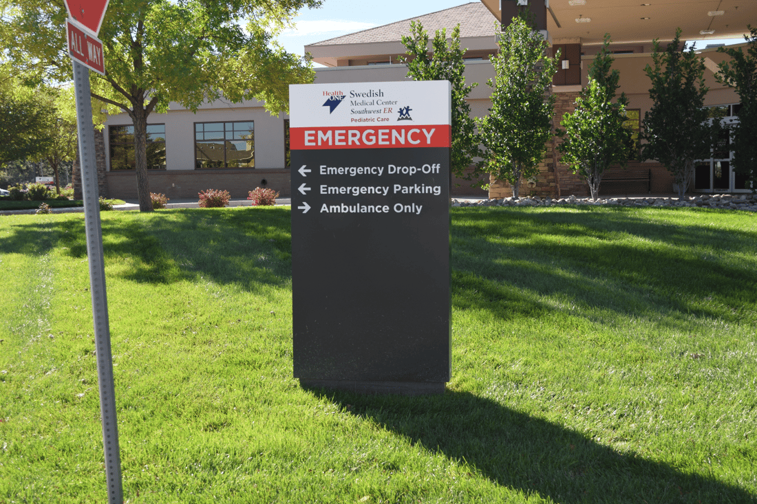 A Guide to Essential Signs for Your Healthcare Facility