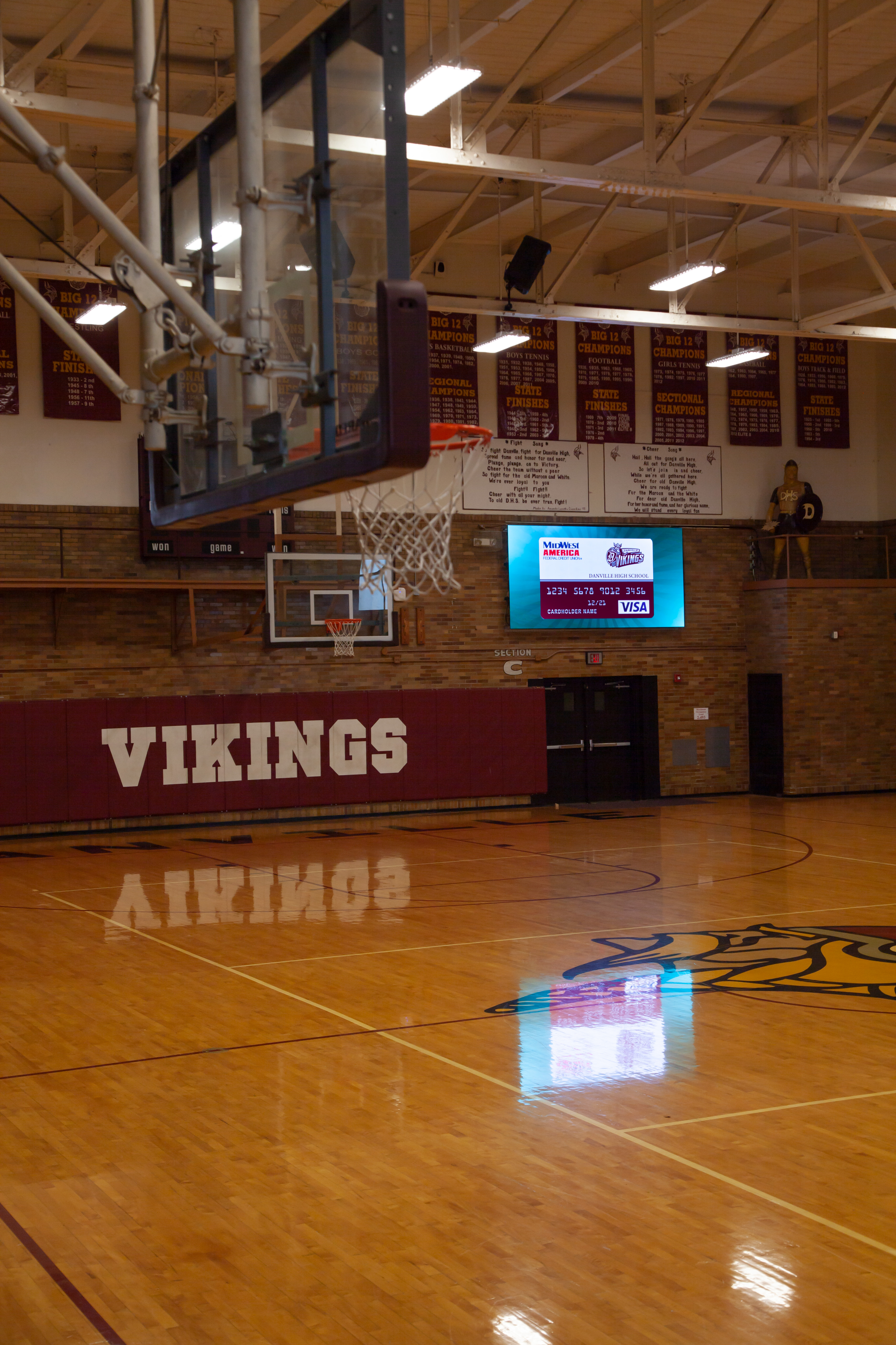 Danville High School Gym_I4_432x864_Danville_IL_144916_58x114-1