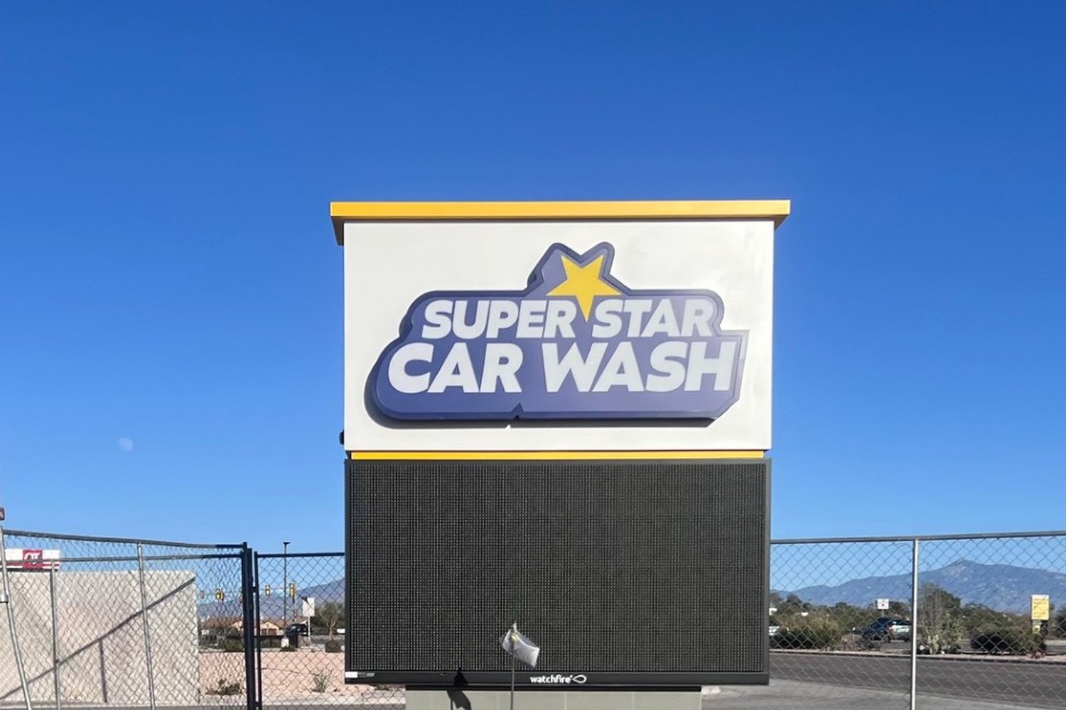 Super Star Car Wash illuminated cabinet monument, Tucson, AZ